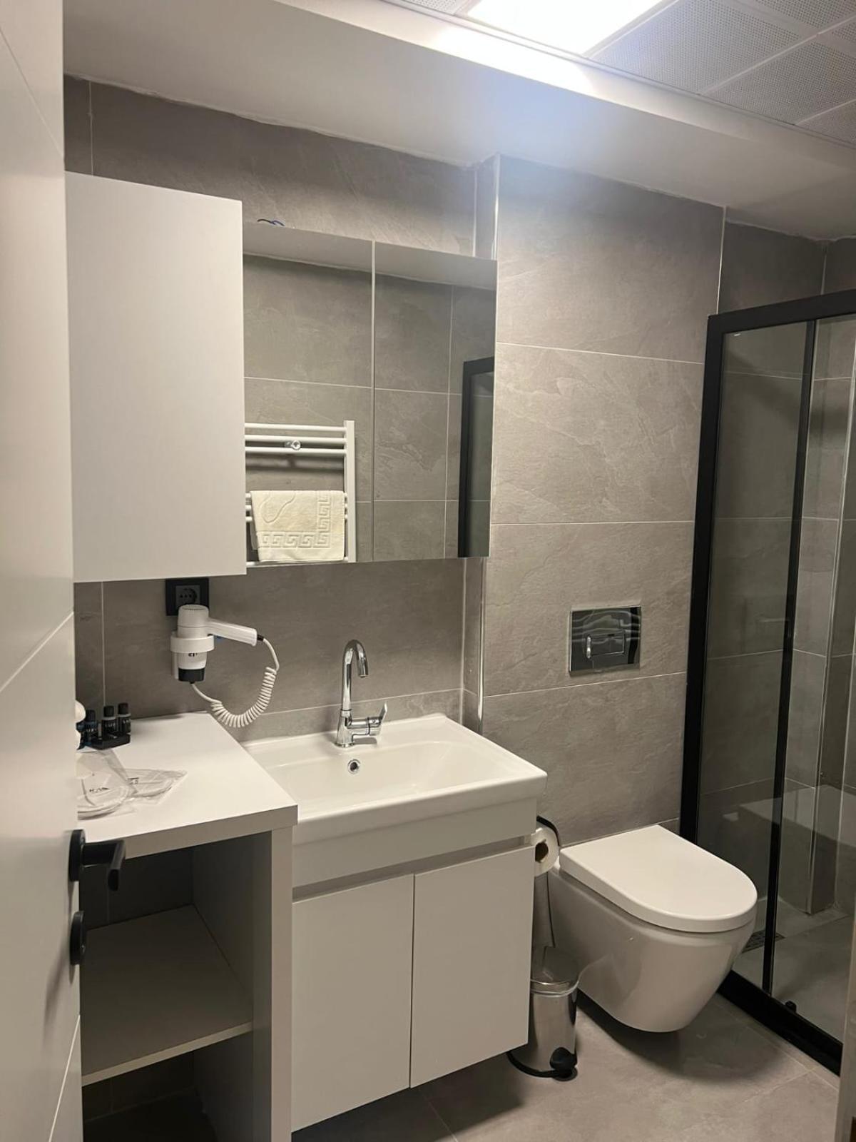 Safran Suit Otel Buca Bagian luar foto